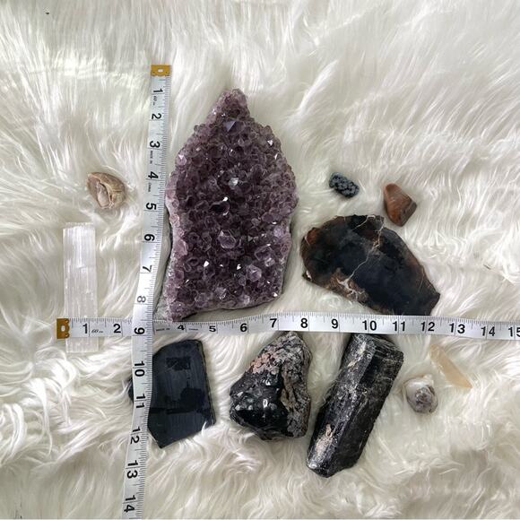 Bundle of 11 Raw & Tumbled Crystals Stones Amethyst Clusters Selenite Obsidian - Picture 4 of 6
